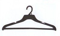 вешалка костюм 450*9мм с перекл. цв чёрный (уп 100шт) бб-2(вп-2) купить по цене 9.4 руб - в интернет-магазине Веллтекс | Челябинск
